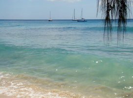 2011 10-Barbados Beach-Boats